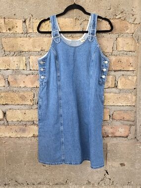 NWT Levi’s Aly Denim Jumper Dress - Medium Wash Relaxed Fit - Size M